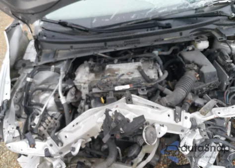 2016 Toyota Corolla Le z USA, uszkodzony, nr VIN 2T1BURHE2GC600701